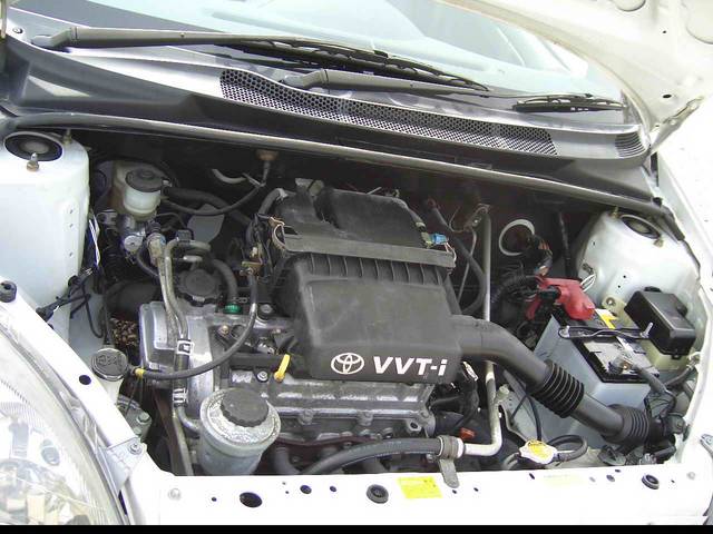 2001 Toyota Vitz