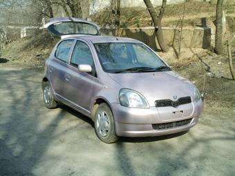 2001 Toyota Vitz