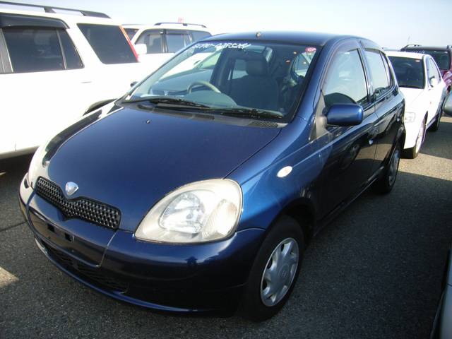 2001 Toyota Vitz
