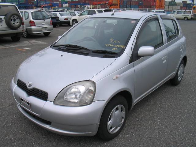 2001 Toyota Vitz