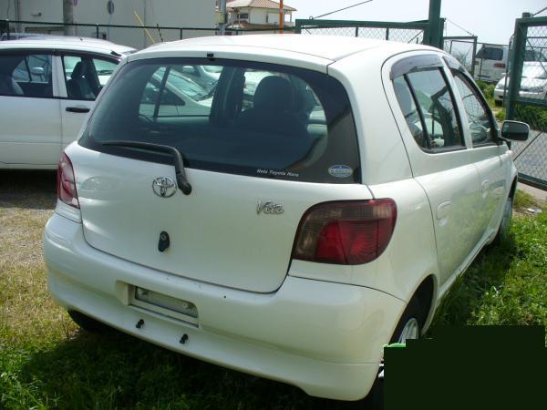 2001 Toyota Vitz