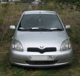 2001 Vitz