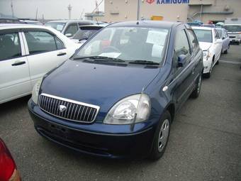 2001 Toyota Vitz