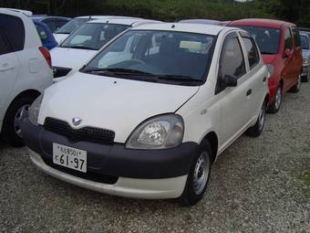 2001 Toyota Vitz