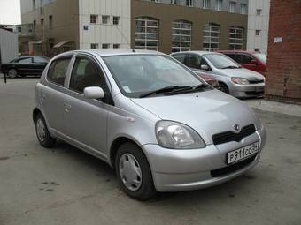 2001 Toyota Vitz