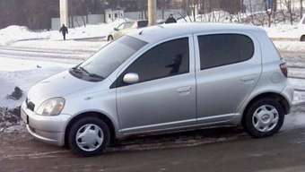 2001 Toyota Vitz