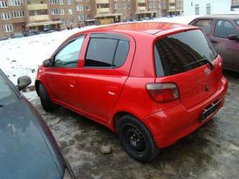 2001 Vitz