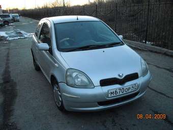 2001 Toyota Vitz