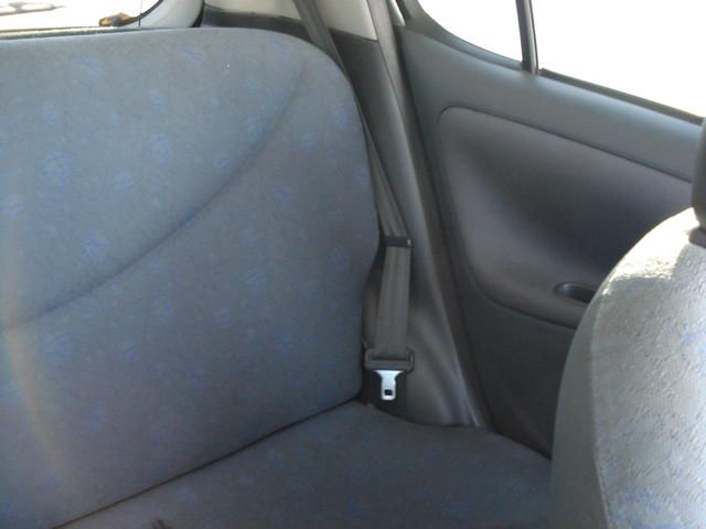 2001 Toyota Vitz