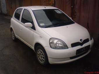 2001 Toyota Vitz