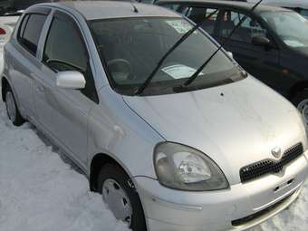 2001 Vitz