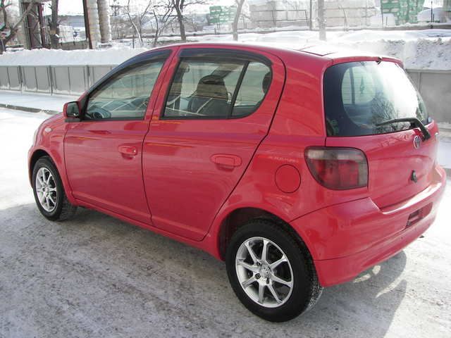 2001 Toyota Vitz