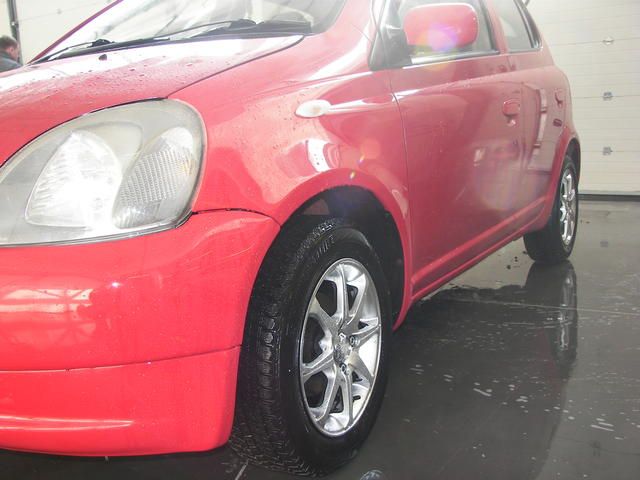 2001 Toyota Vitz