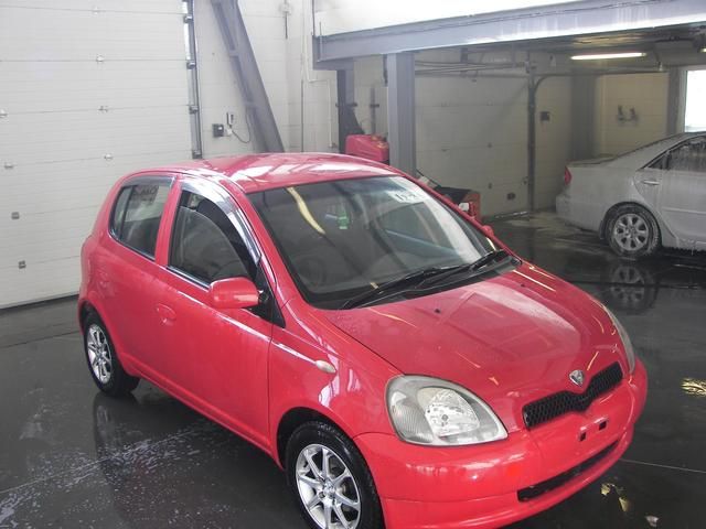 2001 Toyota Vitz