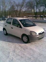 2001 Toyota Vitz