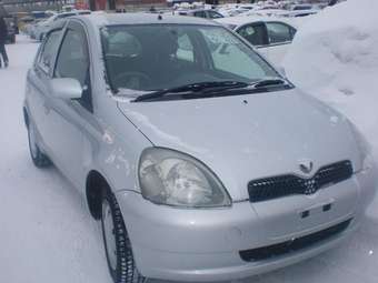 2001 Toyota Vitz