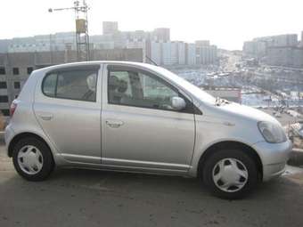 2001 Toyota Vitz