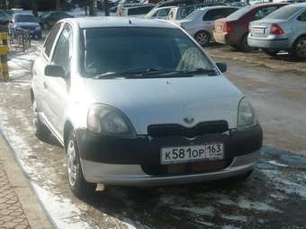 2001 Vitz