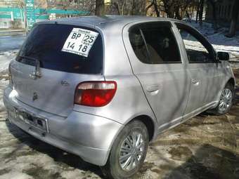 2001 Vitz