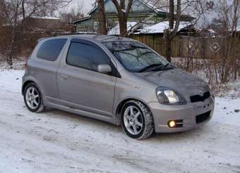 2001 Vitz