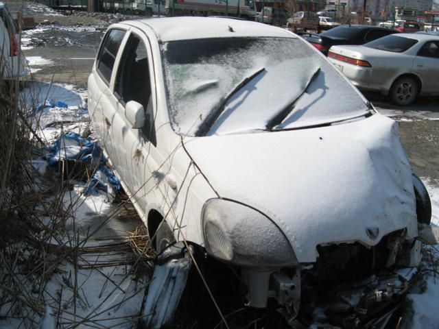 2001 Toyota Vitz