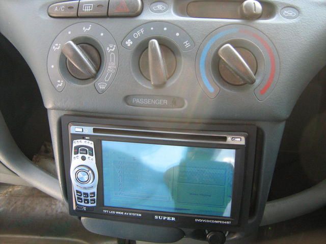 2001 Toyota Vitz