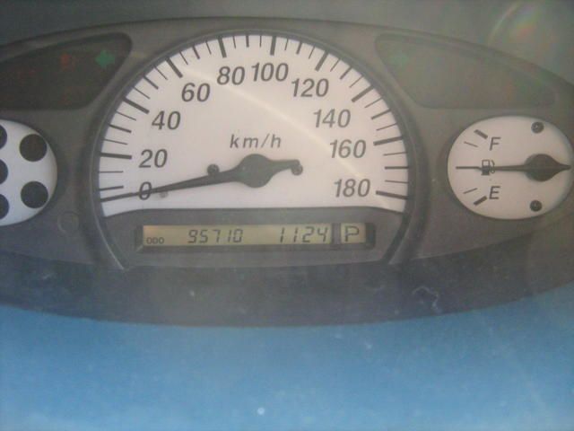 2001 Toyota Vitz