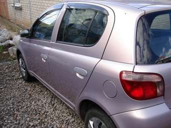 2001 Toyota Vitz