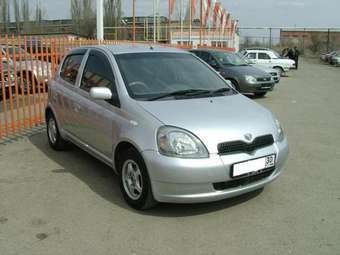 2001 Toyota Vitz