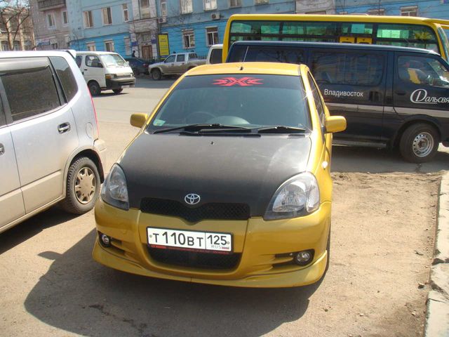 2001 Toyota Vitz