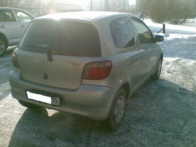 2001 Toyota Vitz