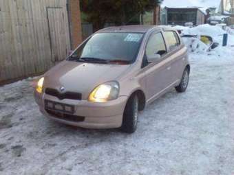 2001 Toyota Vitz