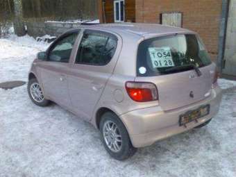 2001 Vitz