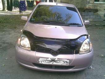 2001 Toyota Vitz