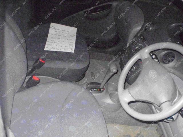 2001 Toyota Vitz