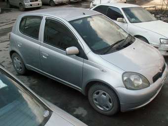 2001 Vitz