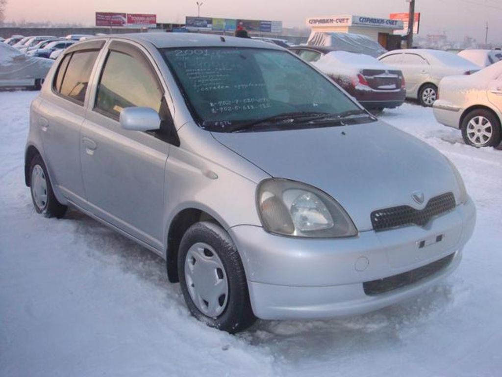 2001 Toyota Vitz