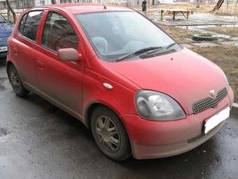 2001 Toyota Vitz