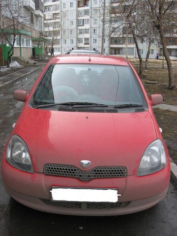 2001 Toyota Vitz