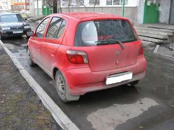 2001 Vitz