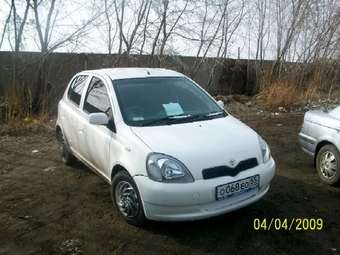 2001 Toyota Vitz