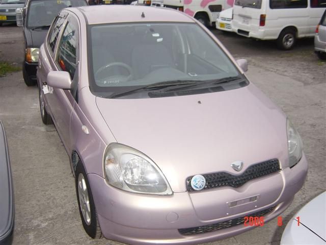 2001 Toyota Vitz