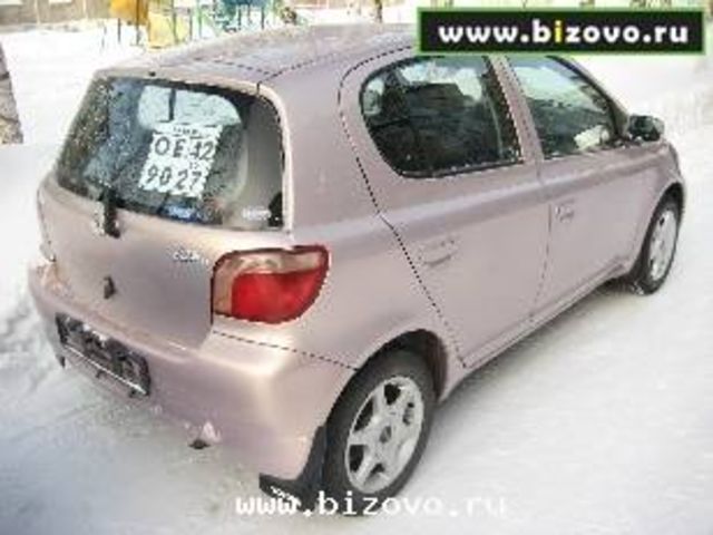 2001 Toyota Vitz