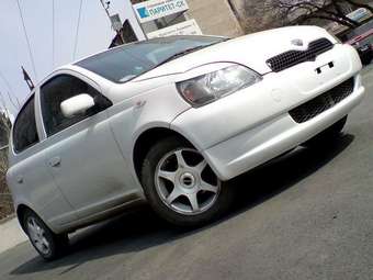 2001 Vitz