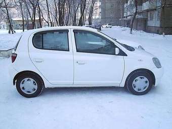 2001 Vitz