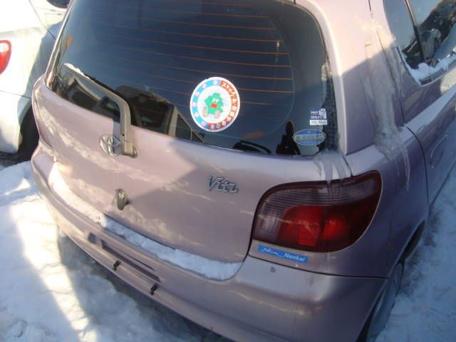 2001 Toyota Vitz