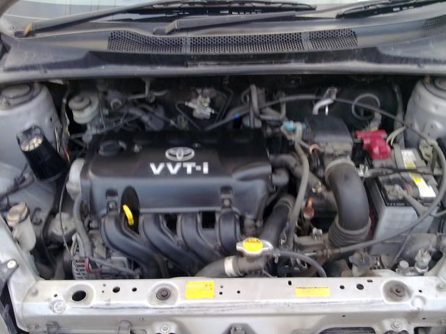 2001 Toyota Vitz
