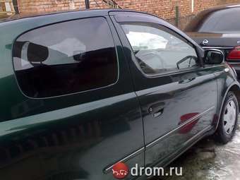 2001 Vitz