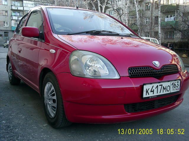 2001 Toyota Vitz