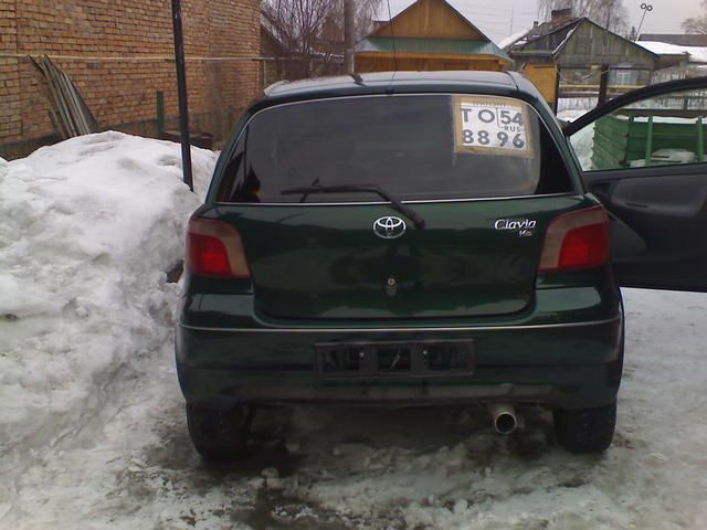 2001 Toyota Vitz